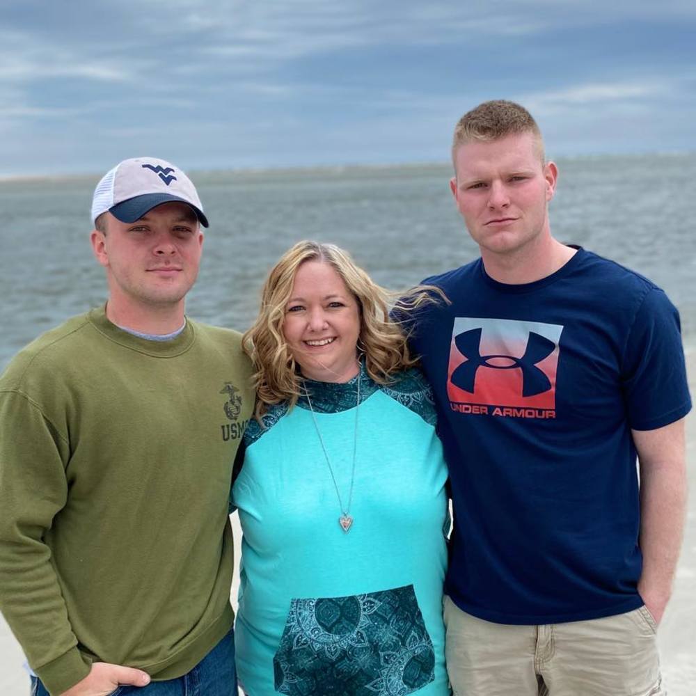 Meet your Posher, Robin